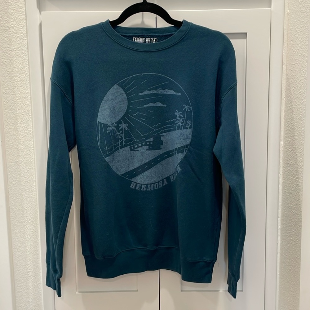 Crewneck sweatshirt